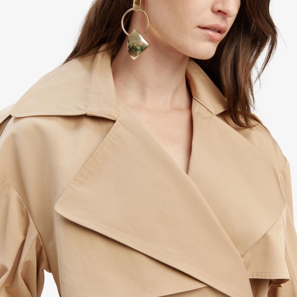 Halle Trench Coat In Tan - Picture 6 of 10